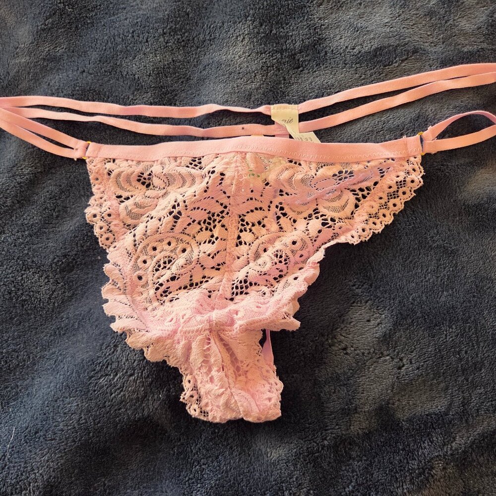 Aerie light pink lace double strap G-string panties size L